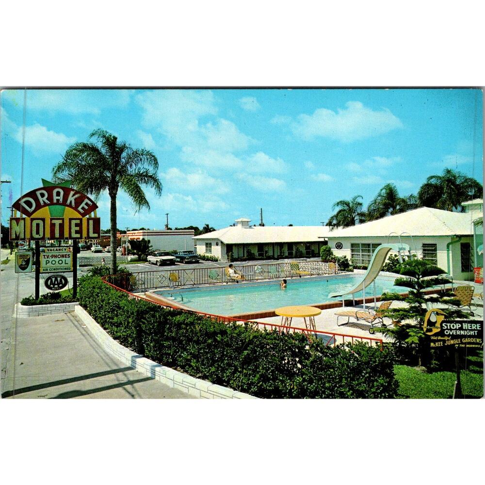 Drake Motel in Vero Beach FL Vintage Postcard SP17-28